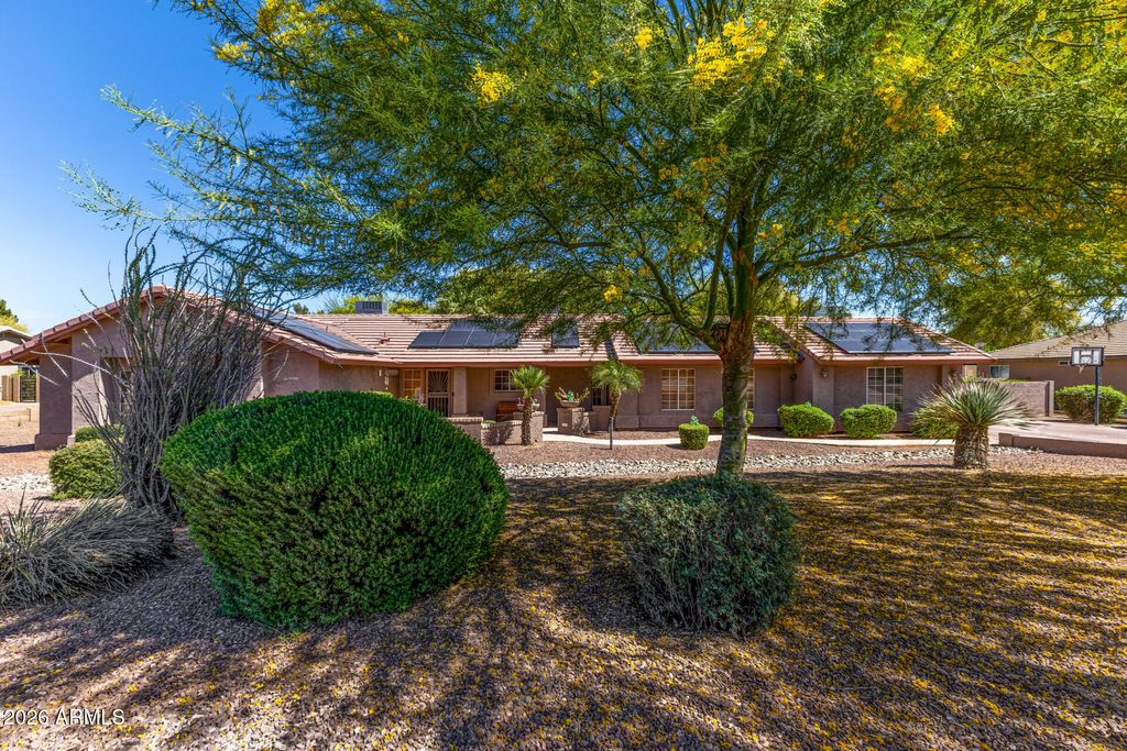 Image 38 of property listing at 6241 N 186th Avenue, Waddell, AZ 85355