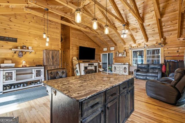 3713 Chulio Road SE, Rome, GA 30161