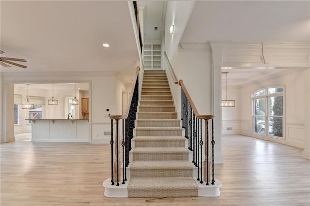 7405 Ledgewood Way, Suwanee, GA 30024