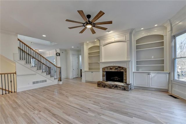 7405 Ledgewood Way, Suwanee, GA 30024