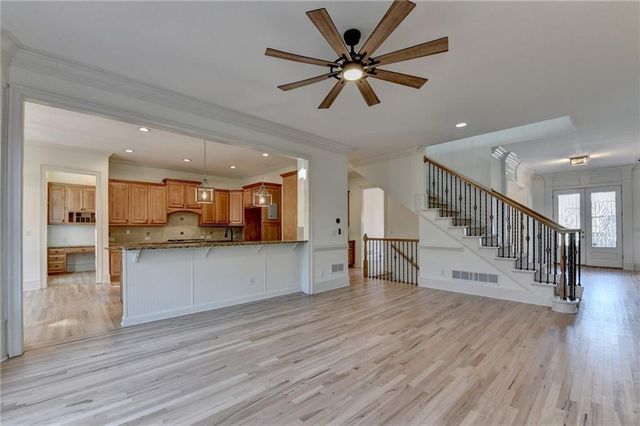 7405 Ledgewood Way, Suwanee, GA 30024