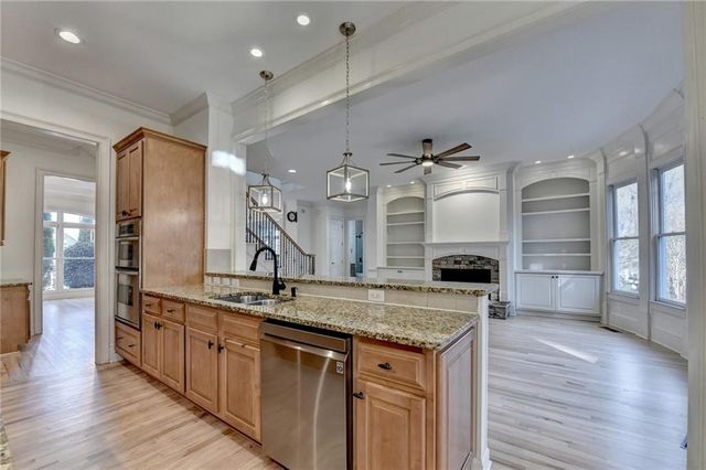 7405 Ledgewood Way, Suwanee, GA 30024