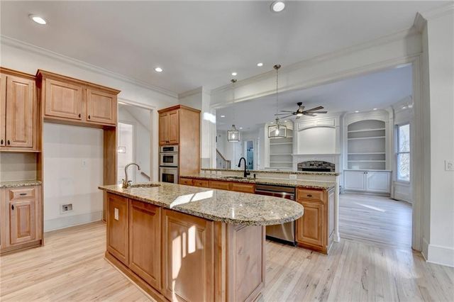 7405 Ledgewood Way, Suwanee, GA 30024