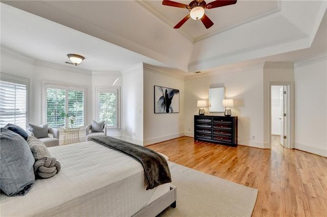 7405 Ledgewood Way, Suwanee, GA 30024