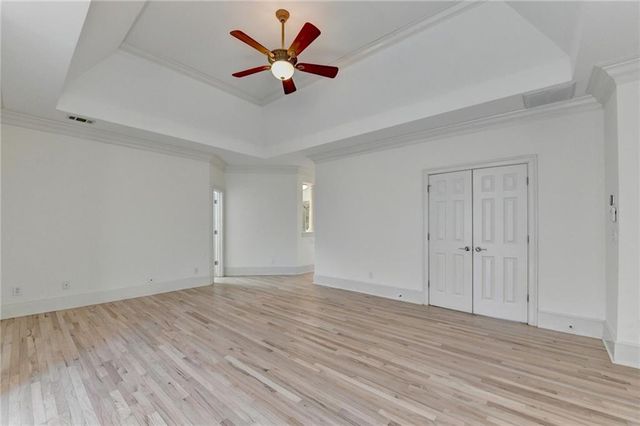 7405 Ledgewood Way, Suwanee, GA 30024