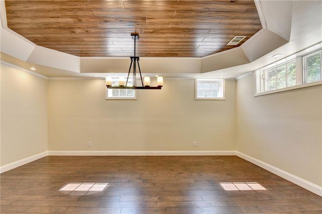 7405 Ledgewood Way, Suwanee, GA 30024