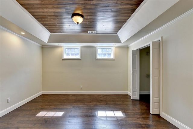 7405 Ledgewood Way, Suwanee, GA 30024