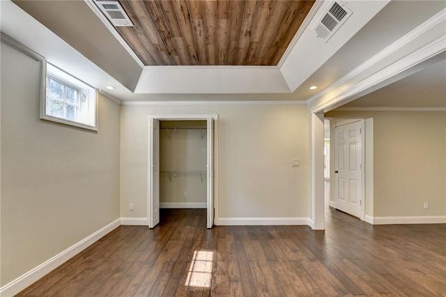 7405 Ledgewood Way, Suwanee, GA 30024