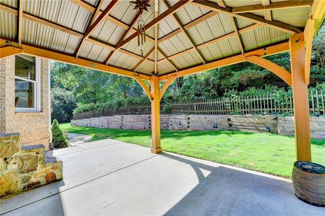 7405 Ledgewood Way, Suwanee, GA 30024