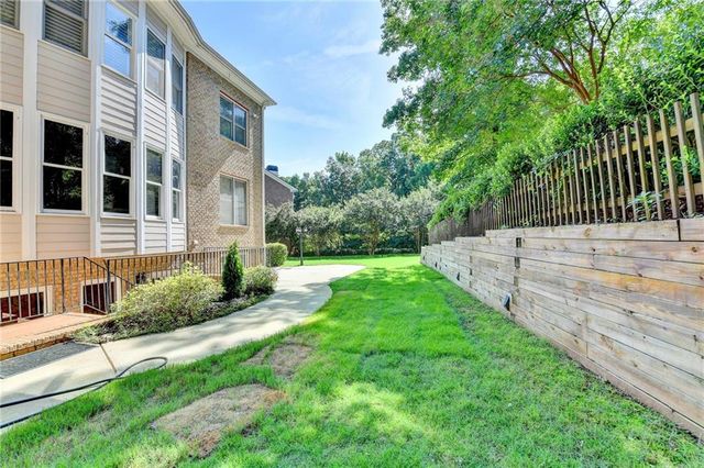 7405 Ledgewood Way, Suwanee, GA 30024