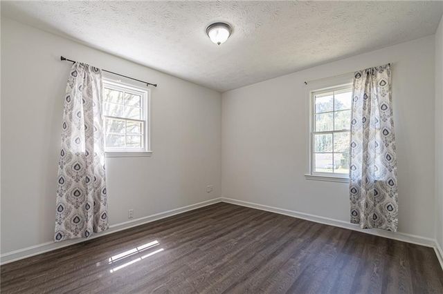 926 Live Oak Court, Lawrenceville, GA 30046