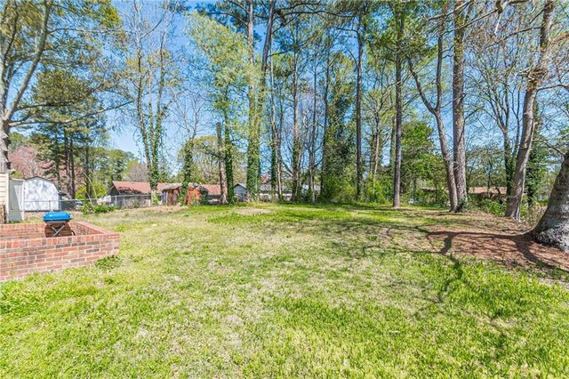 926 Live Oak Court, Lawrenceville, GA 30046