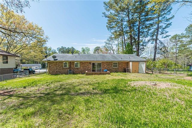 926 Live Oak Court, Lawrenceville, GA 30046