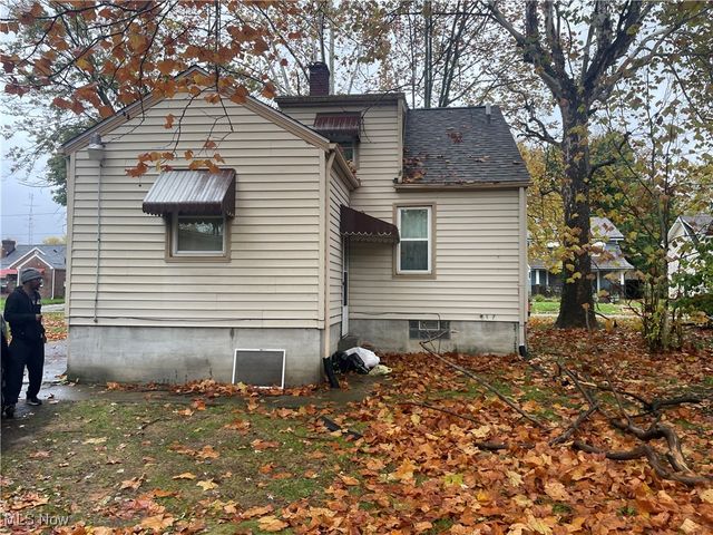 429 Gobel Avenue NE, Canton, OH 44704