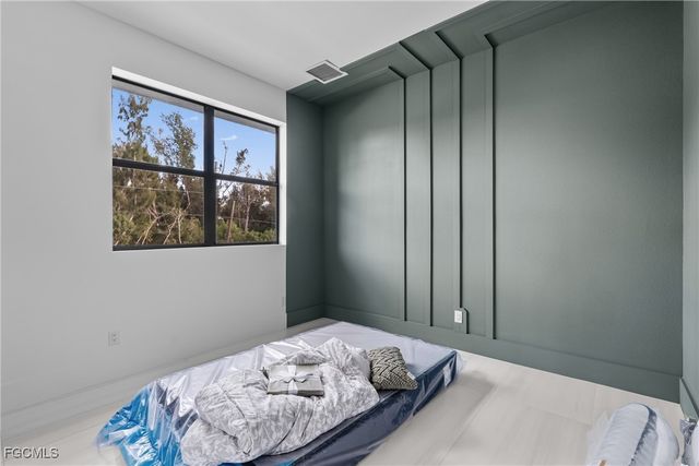 18190 Pioneer RD, Fort Myers, FL 33908