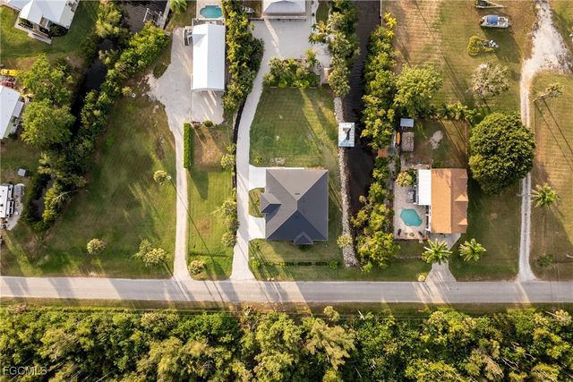 18190 Pioneer RD, Fort Myers, FL 33908