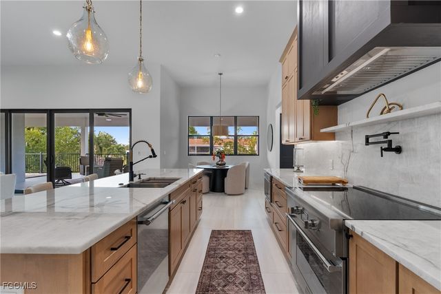 18190 Pioneer RD, Fort Myers, FL 33908