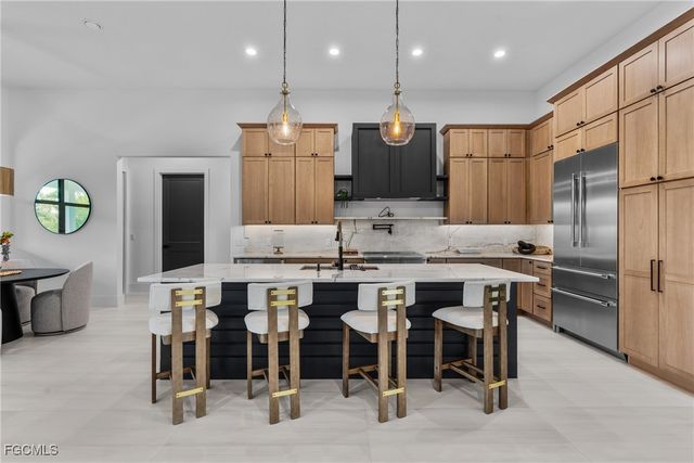 18190 Pioneer RD, Fort Myers, FL 33908