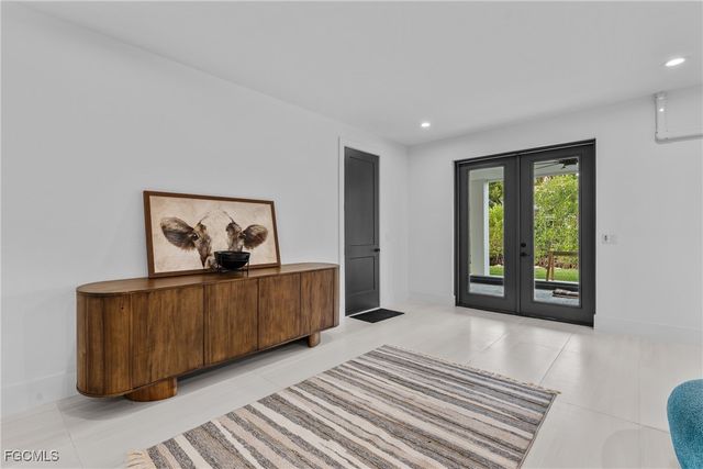 18190 Pioneer RD, Fort Myers, FL 33908