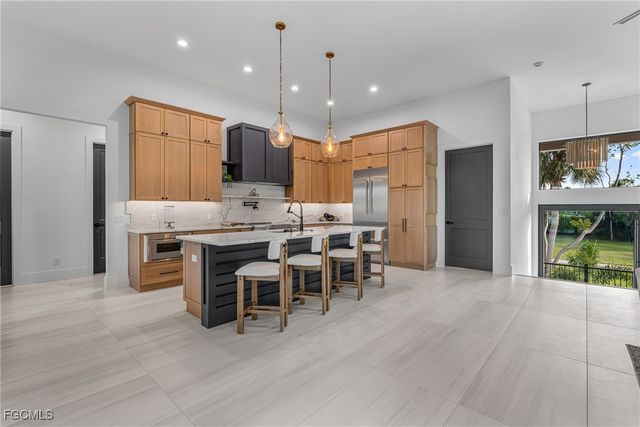 18190 Pioneer RD, Fort Myers, FL 33908