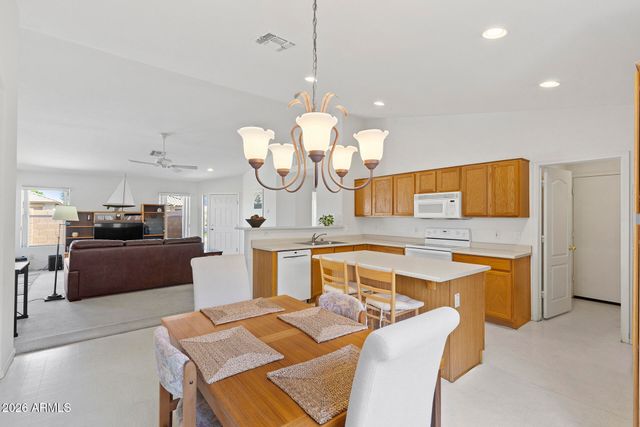 9320 W DEANNA Drive, Peoria, AZ 85382