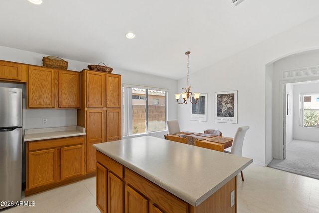 9320 W DEANNA Drive, Peoria, AZ 85382