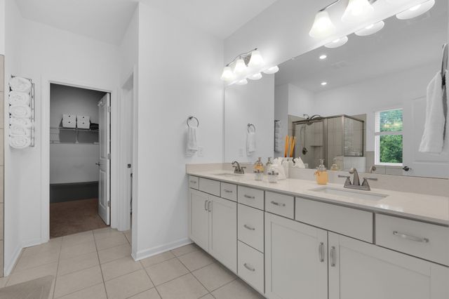 497 Buddy Dr, Columbia, TN 38401