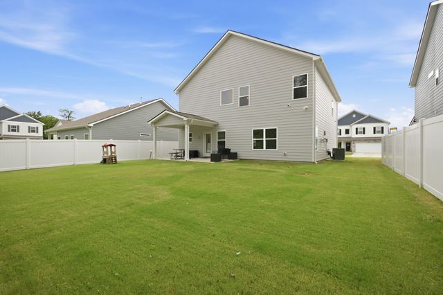 497 Buddy Dr, Columbia, TN 38401