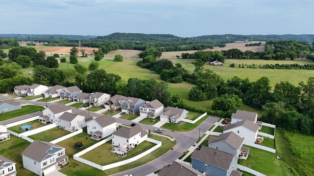 497 Buddy Dr, Columbia, TN 38401