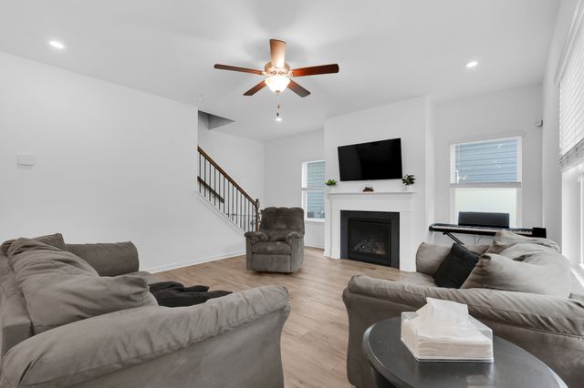 497 Buddy Dr, Columbia, TN 38401