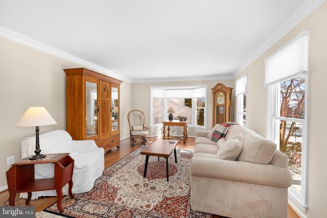 9616 OAKINGTON DR, Fairfax Station, VA 22039