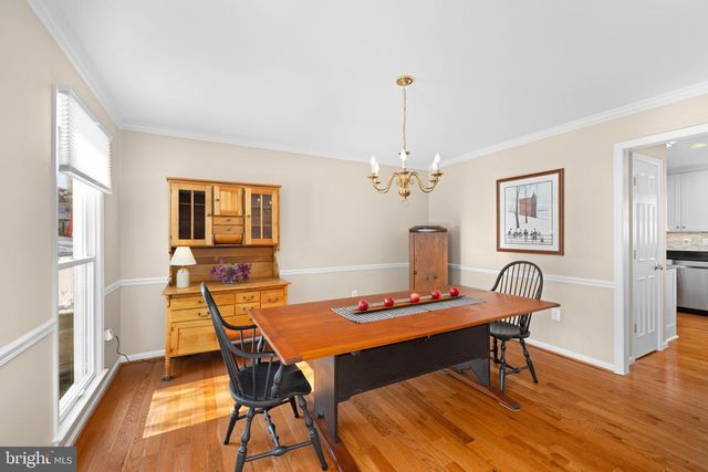 9616 OAKINGTON DR, Fairfax Station, VA 22039