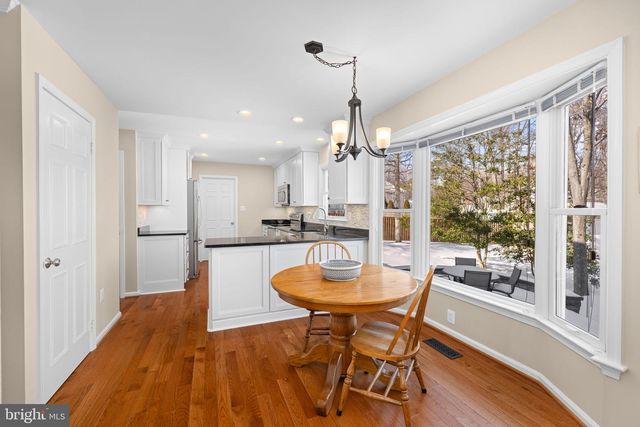 9616 OAKINGTON DR, Fairfax Station, VA 22039