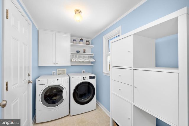 9616 OAKINGTON DR, Fairfax Station, VA 22039