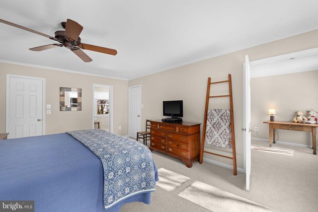 9616 OAKINGTON DR, Fairfax Station, VA 22039