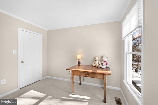 9616 OAKINGTON DR, Fairfax Station, VA 22039