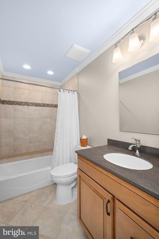 9616 OAKINGTON DR, Fairfax Station, VA 22039