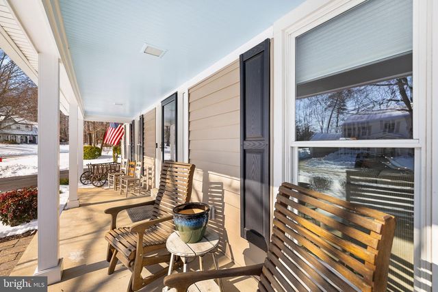 9616 OAKINGTON DR, Fairfax Station, VA 22039