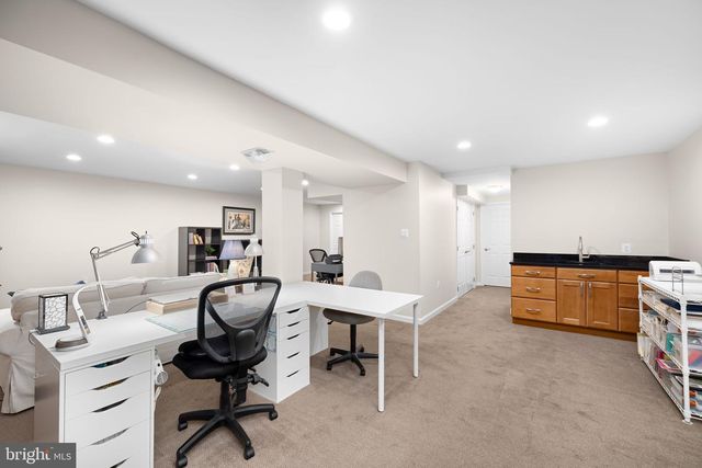 9616 OAKINGTON DR, Fairfax Station, VA 22039