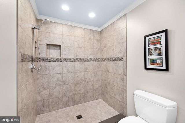 9616 OAKINGTON DR, Fairfax Station, VA 22039