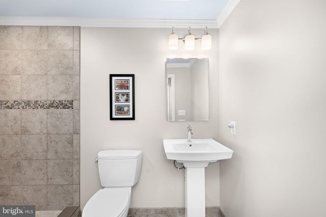 9616 OAKINGTON DR, Fairfax Station, VA 22039