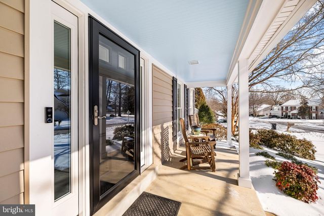 9616 OAKINGTON DR, Fairfax Station, VA 22039