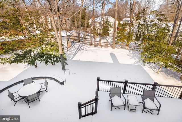 9616 OAKINGTON DR, Fairfax Station, VA 22039