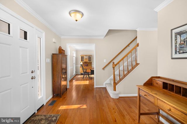 9616 OAKINGTON DR, Fairfax Station, VA 22039