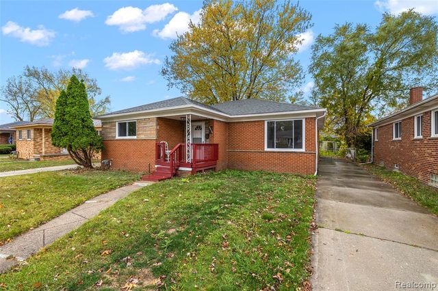 23711 Coyle Street, Oak Park, MI 48237