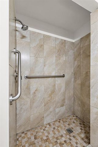 23711 Coyle Street, Oak Park, MI 48237