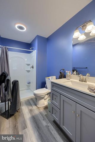 43 OAK LN, Hershey, PA 17033