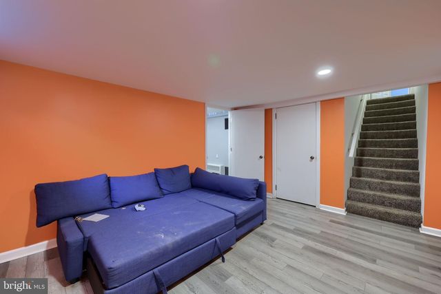 43 OAK LN, Hershey, PA 17033
