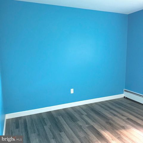 43 OAK LN, Hershey, PA 17033