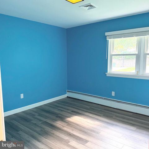 43 OAK LN, Hershey, PA 17033
